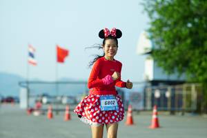 BIB: 6802
                            <button type="button" onclick="openModal(3330537)" class="btn btn-primary btn-sm float-right btn-popup" data-toggle="modal" data-target=".modal-high-quality">
                        <i class="fas fa-shopping-cart"></i> Add to Cart
                    </button>
                                            <button type="button" onclick="isThisMe(3330537, true)" class="btn btn-success btn-sm float-right btn-popup btn-isme hidden" data-toggle="tooltip" data-placement="bottom" title="นี่คือรูปของคุณใช่ไหม คลิกที่นี่เพื่อเอาเข้าอัลบั้ม">
                        <i class="fas fa-plus"></i> Add to album
                    </button>
                    <button type="button" onclick="isThisMe(3330537, false)" class="btn btn-warning btn-sm float-right btn-popup btn-isnotme hidden">
                        <i class="fas fa-ban"></i> Remove from album
                    </button>