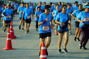 BIB: 085, 8293
                            <button type="button" onclick="openModal(3331553)" class="btn btn-primary btn-sm float-right btn-popup" data-toggle="modal" data-target=".modal-high-quality">
                        <i class="fas fa-shopping-cart"></i> Add to Cart
                    </button>
                                            <button type="button" onclick="isThisMe(3331553, true)" class="btn btn-success btn-sm float-right btn-popup btn-isme hidden" data-toggle="tooltip" data-placement="bottom" title="นี่คือรูปของคุณใช่ไหม คลิกที่นี่เพื่อเอาเข้าอัลบั้ม">
                        <i class="fas fa-plus"></i> Add to album
                    </button>
                    <button type="button" onclick="isThisMe(3331553, false)" class="btn btn-warning btn-sm float-right btn-popup btn-isnotme hidden">
                        <i class="fas fa-ban"></i> Remove from album
                    </button>