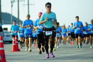 BIB: 6650
                            <button type="button" onclick="openModal(3329963)" class="btn btn-primary btn-sm float-right btn-popup" data-toggle="modal" data-target=".modal-high-quality">
                        <i class="fas fa-shopping-cart"></i> Add to Cart
                    </button>
                                            <button type="button" onclick="isThisMe(3329963, true)" class="btn btn-success btn-sm float-right btn-popup btn-isme hidden" data-toggle="tooltip" data-placement="bottom" title="นี่คือรูปของคุณใช่ไหม คลิกที่นี่เพื่อเอาเข้าอัลบั้ม">
                        <i class="fas fa-plus"></i> Add to album
                    </button>
                    <button type="button" onclick="isThisMe(3329963, false)" class="btn btn-warning btn-sm float-right btn-popup btn-isnotme hidden">
                        <i class="fas fa-ban"></i> Remove from album
                    </button>