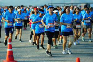 BIB: 8638, 8215, 9695
                            <button type="button" onclick="openModal(3331236)" class="btn btn-primary btn-sm float-right btn-popup" data-toggle="modal" data-target=".modal-high-quality">
                        <i class="fas fa-shopping-cart"></i> Add to Cart
                    </button>
                                            <button type="button" onclick="isThisMe(3331236, true)" class="btn btn-success btn-sm float-right btn-popup btn-isme hidden" data-toggle="tooltip" data-placement="bottom" title="นี่คือรูปของคุณใช่ไหม คลิกที่นี่เพื่อเอาเข้าอัลบั้ม">
                        <i class="fas fa-plus"></i> Add to album
                    </button>
                    <button type="button" onclick="isThisMe(3331236, false)" class="btn btn-warning btn-sm float-right btn-popup btn-isnotme hidden">
                        <i class="fas fa-ban"></i> Remove from album
                    </button>