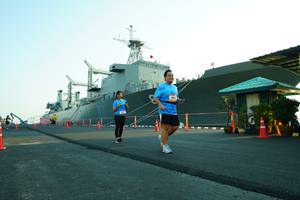 BIB: 
                            <button type="button" onclick="openModal(3332269)" class="btn btn-primary btn-sm float-right btn-popup" data-toggle="modal" data-target=".modal-high-quality">
                        <i class="fas fa-shopping-cart"></i> Add to Cart
                    </button>
                                            <button type="button" onclick="isThisMe(3332269, true)" class="btn btn-success btn-sm float-right btn-popup btn-isme hidden" data-toggle="tooltip" data-placement="bottom" title="นี่คือรูปของคุณใช่ไหม คลิกที่นี่เพื่อเอาเข้าอัลบั้ม">
                        <i class="fas fa-plus"></i> Add to album
                    </button>
                    <button type="button" onclick="isThisMe(3332269, false)" class="btn btn-warning btn-sm float-right btn-popup btn-isnotme hidden">
                        <i class="fas fa-ban"></i> Remove from album
                    </button>