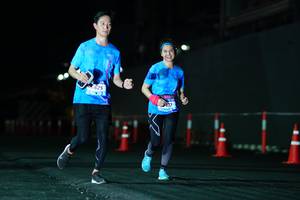 BIB: 525
                            <button type="button" onclick="openModal(3344921)" class="btn btn-primary btn-sm float-right btn-popup" data-toggle="modal" data-target=".modal-high-quality">
                        <i class="fas fa-shopping-cart"></i> Add to Cart
                    </button>
                                            <button type="button" onclick="isThisMe(3344921, true)" class="btn btn-success btn-sm float-right btn-popup btn-isme hidden" data-toggle="tooltip" data-placement="bottom" title="นี่คือรูปของคุณใช่ไหม คลิกที่นี่เพื่อเอาเข้าอัลบั้ม">
                        <i class="fas fa-plus"></i> Add to album
                    </button>
                    <button type="button" onclick="isThisMe(3344921, false)" class="btn btn-warning btn-sm float-right btn-popup btn-isnotme hidden">
                        <i class="fas fa-ban"></i> Remove from album
                    </button>