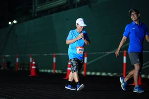 BIB: 955
                            <button type="button" onclick="openModal(3343969)" class="btn btn-primary btn-sm float-right btn-popup" data-toggle="modal" data-target=".modal-high-quality">
                        <i class="fas fa-shopping-cart"></i> Add to Cart
                    </button>
                                            <button type="button" onclick="isThisMe(3343969, true)" class="btn btn-success btn-sm float-right btn-popup btn-isme hidden" data-toggle="tooltip" data-placement="bottom" title="นี่คือรูปของคุณใช่ไหม คลิกที่นี่เพื่อเอาเข้าอัลบั้ม">
                        <i class="fas fa-plus"></i> Add to album
                    </button>
                    <button type="button" onclick="isThisMe(3343969, false)" class="btn btn-warning btn-sm float-right btn-popup btn-isnotme hidden">
                        <i class="fas fa-ban"></i> Remove from album
                    </button>