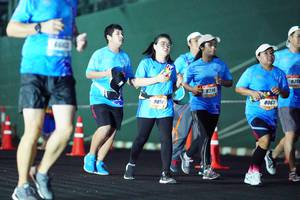 BIB: 8218, 8216, 806
                            <button type="button" onclick="openModal(3343613)" class="btn btn-primary btn-sm float-right btn-popup" data-toggle="modal" data-target=".modal-high-quality">
                        <i class="fas fa-shopping-cart"></i> Add to Cart
                    </button>
                                            <button type="button" onclick="isThisMe(3343613, true)" class="btn btn-success btn-sm float-right btn-popup btn-isme hidden" data-toggle="tooltip" data-placement="bottom" title="นี่คือรูปของคุณใช่ไหม คลิกที่นี่เพื่อเอาเข้าอัลบั้ม">
                        <i class="fas fa-plus"></i> Add to album
                    </button>
                    <button type="button" onclick="isThisMe(3343613, false)" class="btn btn-warning btn-sm float-right btn-popup btn-isnotme hidden">
                        <i class="fas fa-ban"></i> Remove from album
                    </button>