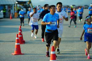 BIB: 884, 9705
                            <button type="button" onclick="openModal(3331901)" class="btn btn-primary btn-sm float-right btn-popup" data-toggle="modal" data-target=".modal-high-quality">
                        <i class="fas fa-shopping-cart"></i> Add to Cart
                    </button>
                                            <button type="button" onclick="isThisMe(3331901, true)" class="btn btn-success btn-sm float-right btn-popup btn-isme hidden" data-toggle="tooltip" data-placement="bottom" title="นี่คือรูปของคุณใช่ไหม คลิกที่นี่เพื่อเอาเข้าอัลบั้ม">
                        <i class="fas fa-plus"></i> Add to album
                    </button>
                    <button type="button" onclick="isThisMe(3331901, false)" class="btn btn-warning btn-sm float-right btn-popup btn-isnotme hidden">
                        <i class="fas fa-ban"></i> Remove from album
                    </button>