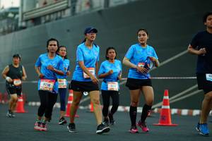 BIB: 9216
                            <button type="button" onclick="openModal(3339174)" class="btn btn-primary btn-sm float-right btn-popup" data-toggle="modal" data-target=".modal-high-quality">
                        <i class="fas fa-shopping-cart"></i> Add to Cart
                    </button>
                                            <button type="button" onclick="isThisMe(3339174, true)" class="btn btn-success btn-sm float-right btn-popup btn-isme hidden" data-toggle="tooltip" data-placement="bottom" title="นี่คือรูปของคุณใช่ไหม คลิกที่นี่เพื่อเอาเข้าอัลบั้ม">
                        <i class="fas fa-plus"></i> Add to album
                    </button>
                    <button type="button" onclick="isThisMe(3339174, false)" class="btn btn-warning btn-sm float-right btn-popup btn-isnotme hidden">
                        <i class="fas fa-ban"></i> Remove from album
                    </button>