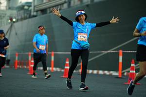 BIB: 8166
                            <button type="button" onclick="openModal(3339251)" class="btn btn-primary btn-sm float-right btn-popup" data-toggle="modal" data-target=".modal-high-quality">
                        <i class="fas fa-shopping-cart"></i> Add to Cart
                    </button>
                                            <button type="button" onclick="isThisMe(3339251, true)" class="btn btn-success btn-sm float-right btn-popup btn-isme hidden" data-toggle="tooltip" data-placement="bottom" title="นี่คือรูปของคุณใช่ไหม คลิกที่นี่เพื่อเอาเข้าอัลบั้ม">
                        <i class="fas fa-plus"></i> Add to album
                    </button>
                    <button type="button" onclick="isThisMe(3339251, false)" class="btn btn-warning btn-sm float-right btn-popup btn-isnotme hidden">
                        <i class="fas fa-ban"></i> Remove from album
                    </button>