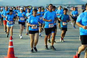 BIB: 8440
                            <button type="button" onclick="openModal(3330983)" class="btn btn-primary btn-sm float-right btn-popup" data-toggle="modal" data-target=".modal-high-quality">
                        <i class="fas fa-shopping-cart"></i> Add to Cart
                    </button>
                                            <button type="button" onclick="isThisMe(3330983, true)" class="btn btn-success btn-sm float-right btn-popup btn-isme hidden" data-toggle="tooltip" data-placement="bottom" title="นี่คือรูปของคุณใช่ไหม คลิกที่นี่เพื่อเอาเข้าอัลบั้ม">
                        <i class="fas fa-plus"></i> Add to album
                    </button>
                    <button type="button" onclick="isThisMe(3330983, false)" class="btn btn-warning btn-sm float-right btn-popup btn-isnotme hidden">
                        <i class="fas fa-ban"></i> Remove from album
                    </button>