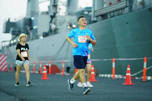 BIB: 9306
                            <button type="button" onclick="openModal(3340232)" class="btn btn-primary btn-sm float-right btn-popup" data-toggle="modal" data-target=".modal-high-quality">
                        <i class="fas fa-shopping-cart"></i> Add to Cart
                    </button>
                                            <button type="button" onclick="isThisMe(3340232, true)" class="btn btn-success btn-sm float-right btn-popup btn-isme hidden" data-toggle="tooltip" data-placement="bottom" title="นี่คือรูปของคุณใช่ไหม คลิกที่นี่เพื่อเอาเข้าอัลบั้ม">
                        <i class="fas fa-plus"></i> Add to album
                    </button>
                    <button type="button" onclick="isThisMe(3340232, false)" class="btn btn-warning btn-sm float-right btn-popup btn-isnotme hidden">
                        <i class="fas fa-ban"></i> Remove from album
                    </button>