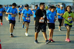 BIB: 8805
                            <button type="button" onclick="openModal(3232221)" class="btn btn-primary btn-sm float-right btn-popup" data-toggle="modal" data-target=".modal-high-quality">
                        <i class="fas fa-shopping-cart"></i> Add to Cart
                    </button>
                                            <button type="button" onclick="isThisMe(3232221, true)" class="btn btn-success btn-sm float-right btn-popup btn-isme hidden" data-toggle="tooltip" data-placement="bottom" title="นี่คือรูปของคุณใช่ไหม คลิกที่นี่เพื่อเอาเข้าอัลบั้ม">
                        <i class="fas fa-plus"></i> Add to album
                    </button>
                    <button type="button" onclick="isThisMe(3232221, false)" class="btn btn-warning btn-sm float-right btn-popup btn-isnotme hidden">
                        <i class="fas fa-ban"></i> Remove from album
                    </button>