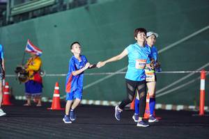 BIB: 857
                            <button type="button" onclick="openModal(3380902)" class="btn btn-primary btn-sm float-right btn-popup" data-toggle="modal" data-target=".modal-high-quality">
                        <i class="fas fa-shopping-cart"></i> Add to Cart
                    </button>
                                            <button type="button" onclick="isThisMe(3380902, true)" class="btn btn-success btn-sm float-right btn-popup btn-isme hidden" data-toggle="tooltip" data-placement="bottom" title="นี่คือรูปของคุณใช่ไหม คลิกที่นี่เพื่อเอาเข้าอัลบั้ม">
                        <i class="fas fa-plus"></i> Add to album
                    </button>
                    <button type="button" onclick="isThisMe(3380902, false)" class="btn btn-warning btn-sm float-right btn-popup btn-isnotme hidden">
                        <i class="fas fa-ban"></i> Remove from album
                    </button>