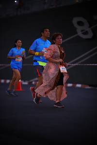 BIB: 954
                            <button type="button" onclick="openModal(3228284)" class="btn btn-primary btn-sm float-right btn-popup" data-toggle="modal" data-target=".modal-high-quality">
                        <i class="fas fa-shopping-cart"></i> Add to Cart
                    </button>
                                            <button type="button" onclick="isThisMe(3228284, true)" class="btn btn-success btn-sm float-right btn-popup btn-isme hidden" data-toggle="tooltip" data-placement="bottom" title="นี่คือรูปของคุณใช่ไหม คลิกที่นี่เพื่อเอาเข้าอัลบั้ม">
                        <i class="fas fa-plus"></i> Add to album
                    </button>
                    <button type="button" onclick="isThisMe(3228284, false)" class="btn btn-warning btn-sm float-right btn-popup btn-isnotme hidden">
                        <i class="fas fa-ban"></i> Remove from album
                    </button>