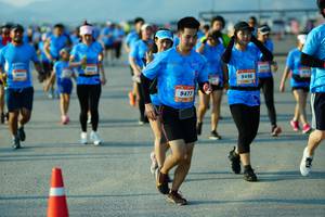 BIB: 9496, 9477
                            <button type="button" onclick="openModal(3232316)" class="btn btn-primary btn-sm float-right btn-popup" data-toggle="modal" data-target=".modal-high-quality">
                        <i class="fas fa-shopping-cart"></i> Add to Cart
                    </button>
                                            <button type="button" onclick="isThisMe(3232316, true)" class="btn btn-success btn-sm float-right btn-popup btn-isme hidden" data-toggle="tooltip" data-placement="bottom" title="นี่คือรูปของคุณใช่ไหม คลิกที่นี่เพื่อเอาเข้าอัลบั้ม">
                        <i class="fas fa-plus"></i> Add to album
                    </button>
                    <button type="button" onclick="isThisMe(3232316, false)" class="btn btn-warning btn-sm float-right btn-popup btn-isnotme hidden">
                        <i class="fas fa-ban"></i> Remove from album
                    </button>