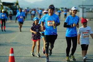 BIB: 9185, 8163
                            <button type="button" onclick="openModal(3232771)" class="btn btn-primary btn-sm float-right btn-popup" data-toggle="modal" data-target=".modal-high-quality">
                        <i class="fas fa-shopping-cart"></i> Add to Cart
                    </button>
                                            <button type="button" onclick="isThisMe(3232771, true)" class="btn btn-success btn-sm float-right btn-popup btn-isme hidden" data-toggle="tooltip" data-placement="bottom" title="นี่คือรูปของคุณใช่ไหม คลิกที่นี่เพื่อเอาเข้าอัลบั้ม">
                        <i class="fas fa-plus"></i> Add to album
                    </button>
                    <button type="button" onclick="isThisMe(3232771, false)" class="btn btn-warning btn-sm float-right btn-popup btn-isnotme hidden">
                        <i class="fas fa-ban"></i> Remove from album
                    </button>