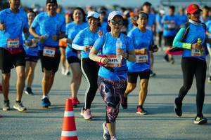 BIB: 8482, 8475, 415
                            <button type="button" onclick="openModal(3231717)" class="btn btn-primary btn-sm float-right btn-popup" data-toggle="modal" data-target=".modal-high-quality">
                        <i class="fas fa-shopping-cart"></i> Add to Cart
                    </button>
                                            <button type="button" onclick="isThisMe(3231717, true)" class="btn btn-success btn-sm float-right btn-popup btn-isme hidden" data-toggle="tooltip" data-placement="bottom" title="นี่คือรูปของคุณใช่ไหม คลิกที่นี่เพื่อเอาเข้าอัลบั้ม">
                        <i class="fas fa-plus"></i> Add to album
                    </button>
                    <button type="button" onclick="isThisMe(3231717, false)" class="btn btn-warning btn-sm float-right btn-popup btn-isnotme hidden">
                        <i class="fas fa-ban"></i> Remove from album
                    </button>