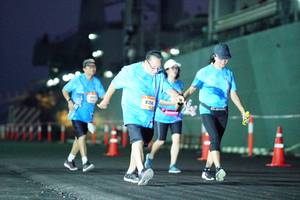 BIB: 
                            <button type="button" onclick="openModal(3381043)" class="btn btn-primary btn-sm float-right btn-popup" data-toggle="modal" data-target=".modal-high-quality">
                        <i class="fas fa-shopping-cart"></i> Add to Cart
                    </button>
                                            <button type="button" onclick="isThisMe(3381043, true)" class="btn btn-success btn-sm float-right btn-popup btn-isme hidden" data-toggle="tooltip" data-placement="bottom" title="นี่คือรูปของคุณใช่ไหม คลิกที่นี่เพื่อเอาเข้าอัลบั้ม">
                        <i class="fas fa-plus"></i> Add to album
                    </button>
                    <button type="button" onclick="isThisMe(3381043, false)" class="btn btn-warning btn-sm float-right btn-popup btn-isnotme hidden">
                        <i class="fas fa-ban"></i> Remove from album
                    </button>