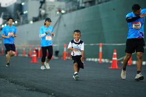 BIB: 8889
                            <button type="button" onclick="openModal(3380658)" class="btn btn-primary btn-sm float-right btn-popup" data-toggle="modal" data-target=".modal-high-quality">
                        <i class="fas fa-shopping-cart"></i> Add to Cart
                    </button>
                                            <button type="button" onclick="isThisMe(3380658, true)" class="btn btn-success btn-sm float-right btn-popup btn-isme hidden" data-toggle="tooltip" data-placement="bottom" title="นี่คือรูปของคุณใช่ไหม คลิกที่นี่เพื่อเอาเข้าอัลบั้ม">
                        <i class="fas fa-plus"></i> Add to album
                    </button>
                    <button type="button" onclick="isThisMe(3380658, false)" class="btn btn-warning btn-sm float-right btn-popup btn-isnotme hidden">
                        <i class="fas fa-ban"></i> Remove from album
                    </button>