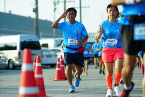 BIB: 6513
                            <button type="button" onclick="openModal(3229501)" class="btn btn-primary btn-sm float-right btn-popup" data-toggle="modal" data-target=".modal-high-quality">
                        <i class="fas fa-shopping-cart"></i> Add to Cart
                    </button>
                                            <button type="button" onclick="isThisMe(3229501, true)" class="btn btn-success btn-sm float-right btn-popup btn-isme hidden" data-toggle="tooltip" data-placement="bottom" title="นี่คือรูปของคุณใช่ไหม คลิกที่นี่เพื่อเอาเข้าอัลบั้ม">
                        <i class="fas fa-plus"></i> Add to album
                    </button>
                    <button type="button" onclick="isThisMe(3229501, false)" class="btn btn-warning btn-sm float-right btn-popup btn-isnotme hidden">
                        <i class="fas fa-ban"></i> Remove from album
                    </button>