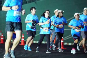 BIB: 8216, 806, 980
                            <button type="button" onclick="openModal(3380941)" class="btn btn-primary btn-sm float-right btn-popup" data-toggle="modal" data-target=".modal-high-quality">
                        <i class="fas fa-shopping-cart"></i> Add to Cart
                    </button>
                                            <button type="button" onclick="isThisMe(3380941, true)" class="btn btn-success btn-sm float-right btn-popup btn-isme hidden" data-toggle="tooltip" data-placement="bottom" title="นี่คือรูปของคุณใช่ไหม คลิกที่นี่เพื่อเอาเข้าอัลบั้ม">
                        <i class="fas fa-plus"></i> Add to album
                    </button>
                    <button type="button" onclick="isThisMe(3380941, false)" class="btn btn-warning btn-sm float-right btn-popup btn-isnotme hidden">
                        <i class="fas fa-ban"></i> Remove from album
                    </button>