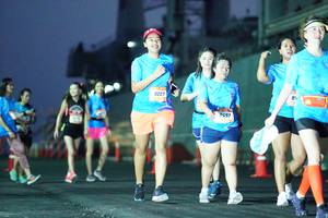 BIB: 227
                            <button type="button" onclick="openModal(3380966)" class="btn btn-primary btn-sm float-right btn-popup" data-toggle="modal" data-target=".modal-high-quality">
                        <i class="fas fa-shopping-cart"></i> Add to Cart
                    </button>
                                            <button type="button" onclick="isThisMe(3380966, true)" class="btn btn-success btn-sm float-right btn-popup btn-isme hidden" data-toggle="tooltip" data-placement="bottom" title="นี่คือรูปของคุณใช่ไหม คลิกที่นี่เพื่อเอาเข้าอัลบั้ม">
                        <i class="fas fa-plus"></i> Add to album
                    </button>
                    <button type="button" onclick="isThisMe(3380966, false)" class="btn btn-warning btn-sm float-right btn-popup btn-isnotme hidden">
                        <i class="fas fa-ban"></i> Remove from album
                    </button>