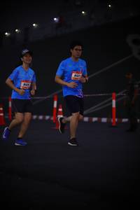 BIB: 8427, 5428
                            <button type="button" onclick="openModal(3228935)" class="btn btn-primary btn-sm float-right btn-popup" data-toggle="modal" data-target=".modal-high-quality">
                        <i class="fas fa-shopping-cart"></i> Add to Cart
                    </button>
                                            <button type="button" onclick="isThisMe(3228935, true)" class="btn btn-success btn-sm float-right btn-popup btn-isme hidden" data-toggle="tooltip" data-placement="bottom" title="นี่คือรูปของคุณใช่ไหม คลิกที่นี่เพื่อเอาเข้าอัลบั้ม">
                        <i class="fas fa-plus"></i> Add to album
                    </button>
                    <button type="button" onclick="isThisMe(3228935, false)" class="btn btn-warning btn-sm float-right btn-popup btn-isnotme hidden">
                        <i class="fas fa-ban"></i> Remove from album
                    </button>