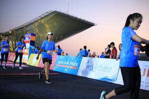 BIB: 
                            <button type="button" onclick="openModal(3161123)" class="btn btn-primary btn-sm float-right btn-popup" data-toggle="modal" data-target=".modal-high-quality">
                        <i class="fas fa-shopping-cart"></i> Add to Cart
                    </button>
                                            <button type="button" onclick="isThisMe(3161123, true)" class="btn btn-success btn-sm float-right btn-popup btn-isme hidden" data-toggle="tooltip" data-placement="bottom" title="นี่คือรูปของคุณใช่ไหม คลิกที่นี่เพื่อเอาเข้าอัลบั้ม">
                        <i class="fas fa-plus"></i> Add to album
                    </button>
                    <button type="button" onclick="isThisMe(3161123, false)" class="btn btn-warning btn-sm float-right btn-popup btn-isnotme hidden">
                        <i class="fas fa-ban"></i> Remove from album
                    </button>