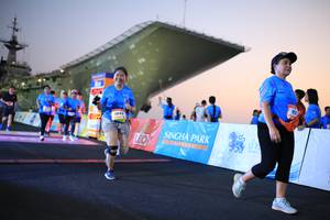 BIB: 
                            <button type="button" onclick="openModal(3161086)" class="btn btn-primary btn-sm float-right btn-popup" data-toggle="modal" data-target=".modal-high-quality">
                        <i class="fas fa-shopping-cart"></i> Add to Cart
                    </button>
                                            <button type="button" onclick="isThisMe(3161086, true)" class="btn btn-success btn-sm float-right btn-popup btn-isme hidden" data-toggle="tooltip" data-placement="bottom" title="นี่คือรูปของคุณใช่ไหม คลิกที่นี่เพื่อเอาเข้าอัลบั้ม">
                        <i class="fas fa-plus"></i> Add to album
                    </button>
                    <button type="button" onclick="isThisMe(3161086, false)" class="btn btn-warning btn-sm float-right btn-popup btn-isnotme hidden">
                        <i class="fas fa-ban"></i> Remove from album
                    </button>