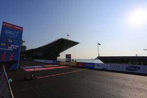 BIB: 
                            <button type="button" onclick="openModal(3160307)" class="btn btn-primary btn-sm float-right btn-popup" data-toggle="modal" data-target=".modal-high-quality">
                        <i class="fas fa-shopping-cart"></i> Add to Cart
                    </button>
                                            <button type="button" onclick="isThisMe(3160307, true)" class="btn btn-success btn-sm float-right btn-popup btn-isme hidden" data-toggle="tooltip" data-placement="bottom" title="นี่คือรูปของคุณใช่ไหม คลิกที่นี่เพื่อเอาเข้าอัลบั้ม">
                        <i class="fas fa-plus"></i> Add to album
                    </button>
                    <button type="button" onclick="isThisMe(3160307, false)" class="btn btn-warning btn-sm float-right btn-popup btn-isnotme hidden">
                        <i class="fas fa-ban"></i> Remove from album
                    </button>