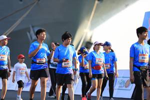 BIB: 918, 816, 9188, 9045
                            <button type="button" onclick="openModal(3160747)" class="btn btn-primary btn-sm float-right btn-popup" data-toggle="modal" data-target=".modal-high-quality">
                        <i class="fas fa-shopping-cart"></i> Add to Cart
                    </button>
                                            <button type="button" onclick="isThisMe(3160747, true)" class="btn btn-success btn-sm float-right btn-popup btn-isme hidden" data-toggle="tooltip" data-placement="bottom" title="นี่คือรูปของคุณใช่ไหม คลิกที่นี่เพื่อเอาเข้าอัลบั้ม">
                        <i class="fas fa-plus"></i> Add to album
                    </button>
                    <button type="button" onclick="isThisMe(3160747, false)" class="btn btn-warning btn-sm float-right btn-popup btn-isnotme hidden">
                        <i class="fas fa-ban"></i> Remove from album
                    </button>