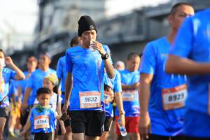 BIB: 9632, 9704, 8929
                            <button type="button" onclick="openModal(3160615)" class="btn btn-primary btn-sm float-right btn-popup" data-toggle="modal" data-target=".modal-high-quality">
                        <i class="fas fa-shopping-cart"></i> Add to Cart
                    </button>
                                            <button type="button" onclick="isThisMe(3160615, true)" class="btn btn-success btn-sm float-right btn-popup btn-isme hidden" data-toggle="tooltip" data-placement="bottom" title="นี่คือรูปของคุณใช่ไหม คลิกที่นี่เพื่อเอาเข้าอัลบั้ม">
                        <i class="fas fa-plus"></i> Add to album
                    </button>
                    <button type="button" onclick="isThisMe(3160615, false)" class="btn btn-warning btn-sm float-right btn-popup btn-isnotme hidden">
                        <i class="fas fa-ban"></i> Remove from album
                    </button>