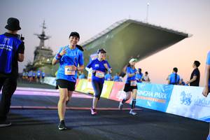 BIB: 
                            <button type="button" onclick="openModal(3160996)" class="btn btn-primary btn-sm float-right btn-popup" data-toggle="modal" data-target=".modal-high-quality">
                        <i class="fas fa-shopping-cart"></i> Add to Cart
                    </button>
                                            <button type="button" onclick="isThisMe(3160996, true)" class="btn btn-success btn-sm float-right btn-popup btn-isme hidden" data-toggle="tooltip" data-placement="bottom" title="นี่คือรูปของคุณใช่ไหม คลิกที่นี่เพื่อเอาเข้าอัลบั้ม">
                        <i class="fas fa-plus"></i> Add to album
                    </button>
                    <button type="button" onclick="isThisMe(3160996, false)" class="btn btn-warning btn-sm float-right btn-popup btn-isnotme hidden">
                        <i class="fas fa-ban"></i> Remove from album
                    </button>