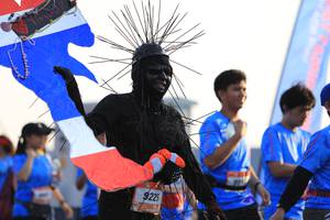 BIB: 225
                            <button type="button" onclick="openModal(3160754)" class="btn btn-primary btn-sm float-right btn-popup" data-toggle="modal" data-target=".modal-high-quality">
                        <i class="fas fa-shopping-cart"></i> Add to Cart
                    </button>
                                            <button type="button" onclick="isThisMe(3160754, true)" class="btn btn-success btn-sm float-right btn-popup btn-isme hidden" data-toggle="tooltip" data-placement="bottom" title="นี่คือรูปของคุณใช่ไหม คลิกที่นี่เพื่อเอาเข้าอัลบั้ม">
                        <i class="fas fa-plus"></i> Add to album
                    </button>
                    <button type="button" onclick="isThisMe(3160754, false)" class="btn btn-warning btn-sm float-right btn-popup btn-isnotme hidden">
                        <i class="fas fa-ban"></i> Remove from album
                    </button>