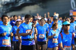 BIB: 9659, 9247, 9694
                            <button type="button" onclick="openModal(3160459)" class="btn btn-primary btn-sm float-right btn-popup" data-toggle="modal" data-target=".modal-high-quality">
                        <i class="fas fa-shopping-cart"></i> Add to Cart
                    </button>
                                            <button type="button" onclick="isThisMe(3160459, true)" class="btn btn-success btn-sm float-right btn-popup btn-isme hidden" data-toggle="tooltip" data-placement="bottom" title="นี่คือรูปของคุณใช่ไหม คลิกที่นี่เพื่อเอาเข้าอัลบั้ม">
                        <i class="fas fa-plus"></i> Add to album
                    </button>
                    <button type="button" onclick="isThisMe(3160459, false)" class="btn btn-warning btn-sm float-right btn-popup btn-isnotme hidden">
                        <i class="fas fa-ban"></i> Remove from album
                    </button>