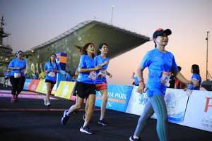 BIB: 100
                            <button type="button" onclick="openModal(3161165)" class="btn btn-primary btn-sm float-right btn-popup" data-toggle="modal" data-target=".modal-high-quality">
                        <i class="fas fa-shopping-cart"></i> Add to Cart
                    </button>
                                            <button type="button" onclick="isThisMe(3161165, true)" class="btn btn-success btn-sm float-right btn-popup btn-isme hidden" data-toggle="tooltip" data-placement="bottom" title="นี่คือรูปของคุณใช่ไหม คลิกที่นี่เพื่อเอาเข้าอัลบั้ม">
                        <i class="fas fa-plus"></i> Add to album
                    </button>
                    <button type="button" onclick="isThisMe(3161165, false)" class="btn btn-warning btn-sm float-right btn-popup btn-isnotme hidden">
                        <i class="fas fa-ban"></i> Remove from album
                    </button>