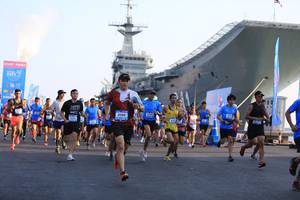 BIB: 
                            <button type="button" onclick="openModal(3160386)" class="btn btn-primary btn-sm float-right btn-popup" data-toggle="modal" data-target=".modal-high-quality">
                        <i class="fas fa-shopping-cart"></i> Add to Cart
                    </button>
                                            <button type="button" onclick="isThisMe(3160386, true)" class="btn btn-success btn-sm float-right btn-popup btn-isme hidden" data-toggle="tooltip" data-placement="bottom" title="นี่คือรูปของคุณใช่ไหม คลิกที่นี่เพื่อเอาเข้าอัลบั้ม">
                        <i class="fas fa-plus"></i> Add to album
                    </button>
                    <button type="button" onclick="isThisMe(3160386, false)" class="btn btn-warning btn-sm float-right btn-popup btn-isnotme hidden">
                        <i class="fas fa-ban"></i> Remove from album
                    </button>