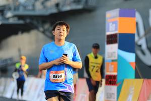 BIB: 8850
                            <button type="button" onclick="openModal(3113130)" class="btn btn-primary btn-sm float-right btn-popup" data-toggle="modal" data-target=".modal-high-quality">
                        <i class="fas fa-shopping-cart"></i> Add to Cart
                    </button>
                                            <button type="button" onclick="isThisMe(3113130, true)" class="btn btn-success btn-sm float-right btn-popup btn-isme hidden" data-toggle="tooltip" data-placement="bottom" title="นี่คือรูปของคุณใช่ไหม คลิกที่นี่เพื่อเอาเข้าอัลบั้ม">
                        <i class="fas fa-plus"></i> Add to album
                    </button>
                    <button type="button" onclick="isThisMe(3113130, false)" class="btn btn-warning btn-sm float-right btn-popup btn-isnotme hidden">
                        <i class="fas fa-ban"></i> Remove from album
                    </button>