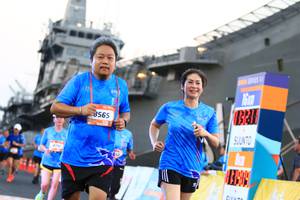 BIB: 565
                            <button type="button" onclick="openModal(3131750)" class="btn btn-primary btn-sm float-right btn-popup" data-toggle="modal" data-target=".modal-high-quality">
                        <i class="fas fa-shopping-cart"></i> Add to Cart
                    </button>
                                            <button type="button" onclick="isThisMe(3131750, true)" class="btn btn-success btn-sm float-right btn-popup btn-isme hidden" data-toggle="tooltip" data-placement="bottom" title="นี่คือรูปของคุณใช่ไหม คลิกที่นี่เพื่อเอาเข้าอัลบั้ม">
                        <i class="fas fa-plus"></i> Add to album
                    </button>
                    <button type="button" onclick="isThisMe(3131750, false)" class="btn btn-warning btn-sm float-right btn-popup btn-isnotme hidden">
                        <i class="fas fa-ban"></i> Remove from album
                    </button>