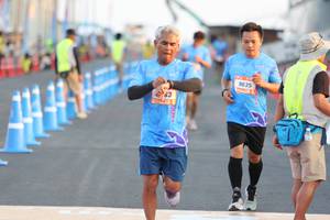 BIB: 9635
                            <button type="button" onclick="openModal(3113926)" class="btn btn-primary btn-sm float-right btn-popup" data-toggle="modal" data-target=".modal-high-quality">
                        <i class="fas fa-shopping-cart"></i> Add to Cart
                    </button>
                                            <button type="button" onclick="isThisMe(3113926, true)" class="btn btn-success btn-sm float-right btn-popup btn-isme hidden" data-toggle="tooltip" data-placement="bottom" title="นี่คือรูปของคุณใช่ไหม คลิกที่นี่เพื่อเอาเข้าอัลบั้ม">
                        <i class="fas fa-plus"></i> Add to album
                    </button>
                    <button type="button" onclick="isThisMe(3113926, false)" class="btn btn-warning btn-sm float-right btn-popup btn-isnotme hidden">
                        <i class="fas fa-ban"></i> Remove from album
                    </button>