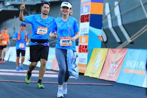 BIB: 8640, 8828
                            <button type="button" onclick="openModal(3123542)" class="btn btn-primary btn-sm float-right btn-popup" data-toggle="modal" data-target=".modal-high-quality">
                        <i class="fas fa-shopping-cart"></i> Add to Cart
                    </button>
                                            <button type="button" onclick="isThisMe(3123542, true)" class="btn btn-success btn-sm float-right btn-popup btn-isme hidden" data-toggle="tooltip" data-placement="bottom" title="นี่คือรูปของคุณใช่ไหม คลิกที่นี่เพื่อเอาเข้าอัลบั้ม">
                        <i class="fas fa-plus"></i> Add to album
                    </button>
                    <button type="button" onclick="isThisMe(3123542, false)" class="btn btn-warning btn-sm float-right btn-popup btn-isnotme hidden">
                        <i class="fas fa-ban"></i> Remove from album
                    </button>