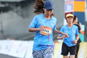 BIB: 345
                            <button type="button" onclick="openModal(3114296)" class="btn btn-primary btn-sm float-right btn-popup" data-toggle="modal" data-target=".modal-high-quality">
                        <i class="fas fa-shopping-cart"></i> Add to Cart
                    </button>
                                            <button type="button" onclick="isThisMe(3114296, true)" class="btn btn-success btn-sm float-right btn-popup btn-isme hidden" data-toggle="tooltip" data-placement="bottom" title="นี่คือรูปของคุณใช่ไหม คลิกที่นี่เพื่อเอาเข้าอัลบั้ม">
                        <i class="fas fa-plus"></i> Add to album
                    </button>
                    <button type="button" onclick="isThisMe(3114296, false)" class="btn btn-warning btn-sm float-right btn-popup btn-isnotme hidden">
                        <i class="fas fa-ban"></i> Remove from album
                    </button>