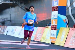 BIB: 9433
                            <button type="button" onclick="openModal(3130324)" class="btn btn-primary btn-sm float-right btn-popup" data-toggle="modal" data-target=".modal-high-quality">
                        <i class="fas fa-shopping-cart"></i> Add to Cart
                    </button>
                                            <button type="button" onclick="isThisMe(3130324, true)" class="btn btn-success btn-sm float-right btn-popup btn-isme hidden" data-toggle="tooltip" data-placement="bottom" title="นี่คือรูปของคุณใช่ไหม คลิกที่นี่เพื่อเอาเข้าอัลบั้ม">
                        <i class="fas fa-plus"></i> Add to album
                    </button>
                    <button type="button" onclick="isThisMe(3130324, false)" class="btn btn-warning btn-sm float-right btn-popup btn-isnotme hidden">
                        <i class="fas fa-ban"></i> Remove from album
                    </button>