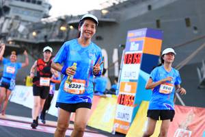 BIB: 8946, 8333
                            <button type="button" onclick="openModal(3131721)" class="btn btn-primary btn-sm float-right btn-popup" data-toggle="modal" data-target=".modal-high-quality">
                        <i class="fas fa-shopping-cart"></i> Add to Cart
                    </button>
                                            <button type="button" onclick="isThisMe(3131721, true)" class="btn btn-success btn-sm float-right btn-popup btn-isme hidden" data-toggle="tooltip" data-placement="bottom" title="นี่คือรูปของคุณใช่ไหม คลิกที่นี่เพื่อเอาเข้าอัลบั้ม">
                        <i class="fas fa-plus"></i> Add to album
                    </button>
                    <button type="button" onclick="isThisMe(3131721, false)" class="btn btn-warning btn-sm float-right btn-popup btn-isnotme hidden">
                        <i class="fas fa-ban"></i> Remove from album
                    </button>