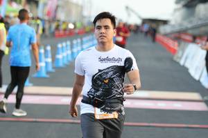 BIB: 
                            <button type="button" onclick="openModal(3114110)" class="btn btn-primary btn-sm float-right btn-popup" data-toggle="modal" data-target=".modal-high-quality">
                        <i class="fas fa-shopping-cart"></i> Add to Cart
                    </button>
                                            <button type="button" onclick="isThisMe(3114110, true)" class="btn btn-success btn-sm float-right btn-popup btn-isme hidden" data-toggle="tooltip" data-placement="bottom" title="นี่คือรูปของคุณใช่ไหม คลิกที่นี่เพื่อเอาเข้าอัลบั้ม">
                        <i class="fas fa-plus"></i> Add to album
                    </button>
                    <button type="button" onclick="isThisMe(3114110, false)" class="btn btn-warning btn-sm float-right btn-popup btn-isnotme hidden">
                        <i class="fas fa-ban"></i> Remove from album
                    </button>