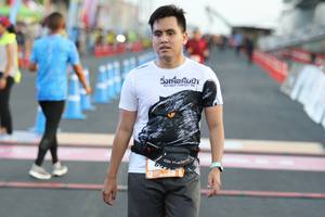 BIB: 
                            <button type="button" onclick="openModal(3114121)" class="btn btn-primary btn-sm float-right btn-popup" data-toggle="modal" data-target=".modal-high-quality">
                        <i class="fas fa-shopping-cart"></i> Add to Cart
                    </button>
                                            <button type="button" onclick="isThisMe(3114121, true)" class="btn btn-success btn-sm float-right btn-popup btn-isme hidden" data-toggle="tooltip" data-placement="bottom" title="นี่คือรูปของคุณใช่ไหม คลิกที่นี่เพื่อเอาเข้าอัลบั้ม">
                        <i class="fas fa-plus"></i> Add to album
                    </button>
                    <button type="button" onclick="isThisMe(3114121, false)" class="btn btn-warning btn-sm float-right btn-popup btn-isnotme hidden">
                        <i class="fas fa-ban"></i> Remove from album
                    </button>