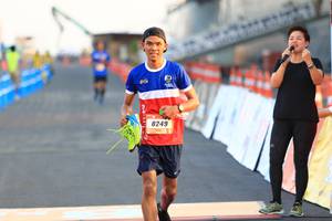 BIB: 8249
                            <button type="button" onclick="openModal(3113737)" class="btn btn-primary btn-sm float-right btn-popup" data-toggle="modal" data-target=".modal-high-quality">
                        <i class="fas fa-shopping-cart"></i> Add to Cart
                    </button>
                                            <button type="button" onclick="isThisMe(3113737, true)" class="btn btn-success btn-sm float-right btn-popup btn-isme hidden" data-toggle="tooltip" data-placement="bottom" title="นี่คือรูปของคุณใช่ไหม คลิกที่นี่เพื่อเอาเข้าอัลบั้ม">
                        <i class="fas fa-plus"></i> Add to album
                    </button>
                    <button type="button" onclick="isThisMe(3113737, false)" class="btn btn-warning btn-sm float-right btn-popup btn-isnotme hidden">
                        <i class="fas fa-ban"></i> Remove from album
                    </button>