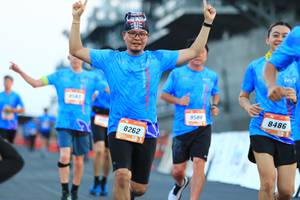 BIB: 8486, 958, 8262
                            <button type="button" onclick="openModal(3115523)" class="btn btn-primary btn-sm float-right btn-popup" data-toggle="modal" data-target=".modal-high-quality">
                        <i class="fas fa-shopping-cart"></i> Add to Cart
                    </button>
                                            <button type="button" onclick="isThisMe(3115523, true)" class="btn btn-success btn-sm float-right btn-popup btn-isme hidden" data-toggle="tooltip" data-placement="bottom" title="นี่คือรูปของคุณใช่ไหม คลิกที่นี่เพื่อเอาเข้าอัลบั้ม">
                        <i class="fas fa-plus"></i> Add to album
                    </button>
                    <button type="button" onclick="isThisMe(3115523, false)" class="btn btn-warning btn-sm float-right btn-popup btn-isnotme hidden">
                        <i class="fas fa-ban"></i> Remove from album
                    </button>