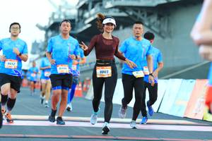 BIB: 9552, 8440, 9869
                            <button type="button" onclick="openModal(3115439)" class="btn btn-primary btn-sm float-right btn-popup" data-toggle="modal" data-target=".modal-high-quality">
                        <i class="fas fa-shopping-cart"></i> Add to Cart
                    </button>
                                            <button type="button" onclick="isThisMe(3115439, true)" class="btn btn-success btn-sm float-right btn-popup btn-isme hidden" data-toggle="tooltip" data-placement="bottom" title="นี่คือรูปของคุณใช่ไหม คลิกที่นี่เพื่อเอาเข้าอัลบั้ม">
                        <i class="fas fa-plus"></i> Add to album
                    </button>
                    <button type="button" onclick="isThisMe(3115439, false)" class="btn btn-warning btn-sm float-right btn-popup btn-isnotme hidden">
                        <i class="fas fa-ban"></i> Remove from album
                    </button>