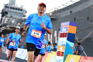 BIB: 8718
                            <button type="button" onclick="openModal(3131717)" class="btn btn-primary btn-sm float-right btn-popup" data-toggle="modal" data-target=".modal-high-quality">
                        <i class="fas fa-shopping-cart"></i> Add to Cart
                    </button>
                                            <button type="button" onclick="isThisMe(3131717, true)" class="btn btn-success btn-sm float-right btn-popup btn-isme hidden" data-toggle="tooltip" data-placement="bottom" title="นี่คือรูปของคุณใช่ไหม คลิกที่นี่เพื่อเอาเข้าอัลบั้ม">
                        <i class="fas fa-plus"></i> Add to album
                    </button>
                    <button type="button" onclick="isThisMe(3131717, false)" class="btn btn-warning btn-sm float-right btn-popup btn-isnotme hidden">
                        <i class="fas fa-ban"></i> Remove from album
                    </button>