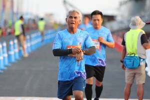 BIB: 
                            <button type="button" onclick="openModal(3113942)" class="btn btn-primary btn-sm float-right btn-popup" data-toggle="modal" data-target=".modal-high-quality">
                        <i class="fas fa-shopping-cart"></i> Add to Cart
                    </button>
                                            <button type="button" onclick="isThisMe(3113942, true)" class="btn btn-success btn-sm float-right btn-popup btn-isme hidden" data-toggle="tooltip" data-placement="bottom" title="นี่คือรูปของคุณใช่ไหม คลิกที่นี่เพื่อเอาเข้าอัลบั้ม">
                        <i class="fas fa-plus"></i> Add to album
                    </button>
                    <button type="button" onclick="isThisMe(3113942, false)" class="btn btn-warning btn-sm float-right btn-popup btn-isnotme hidden">
                        <i class="fas fa-ban"></i> Remove from album
                    </button>