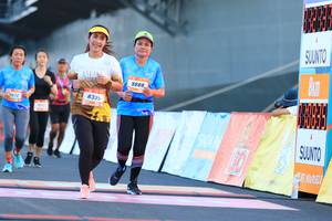 BIB: 9888, 8335
                            <button type="button" onclick="openModal(3124475)" class="btn btn-primary btn-sm float-right btn-popup" data-toggle="modal" data-target=".modal-high-quality">
                        <i class="fas fa-shopping-cart"></i> Add to Cart
                    </button>
                                            <button type="button" onclick="isThisMe(3124475, true)" class="btn btn-success btn-sm float-right btn-popup btn-isme hidden" data-toggle="tooltip" data-placement="bottom" title="นี่คือรูปของคุณใช่ไหม คลิกที่นี่เพื่อเอาเข้าอัลบั้ม">
                        <i class="fas fa-plus"></i> Add to album
                    </button>
                    <button type="button" onclick="isThisMe(3124475, false)" class="btn btn-warning btn-sm float-right btn-popup btn-isnotme hidden">
                        <i class="fas fa-ban"></i> Remove from album
                    </button>